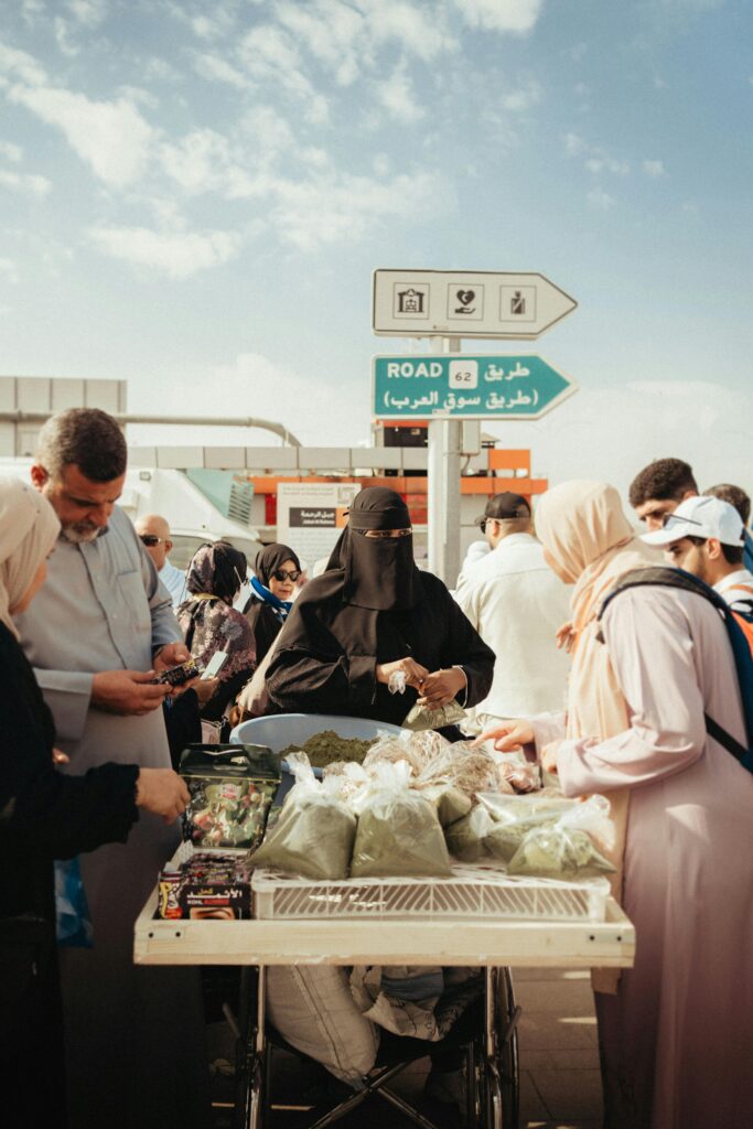 Saudi Women (80cards.com)